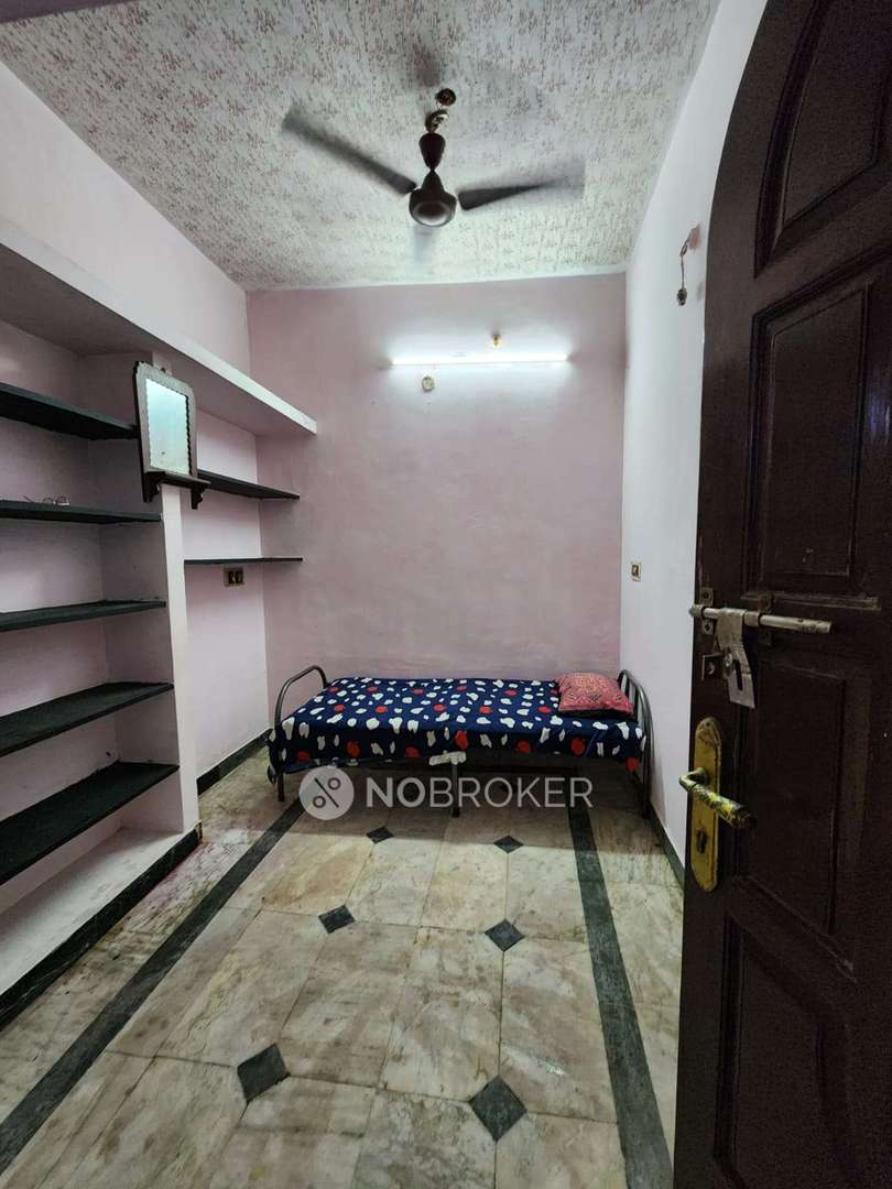 Independent House Shastri Nagar Rent WITHOUT BROKERAGE Semifurnished 1 RK Rental Flat in