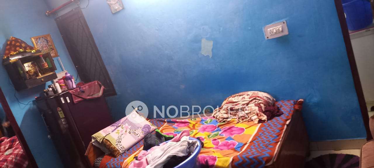 1 BHK Flat In Standalone Building  For Sale  In Mandawali