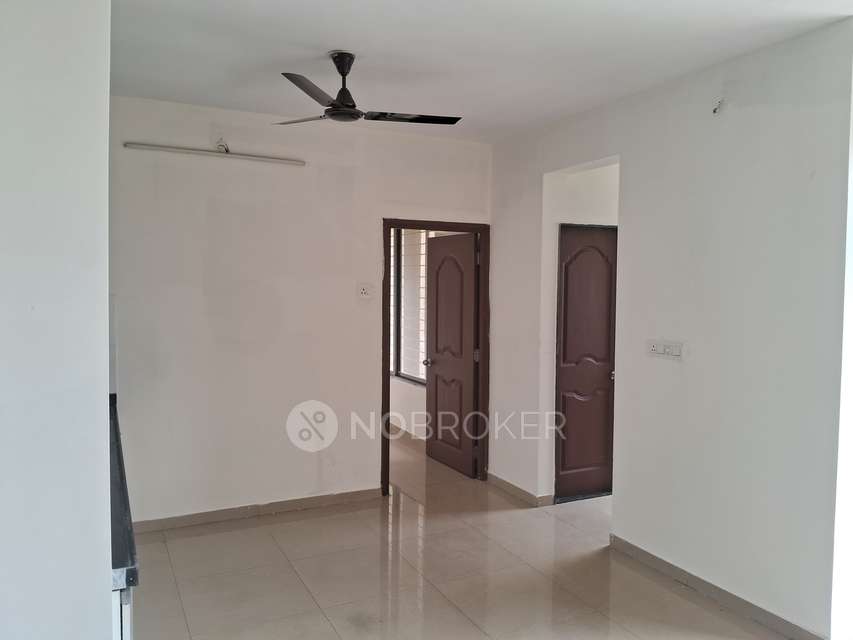 2 BHK Flat In Sky Towers for Rent In Bhukum