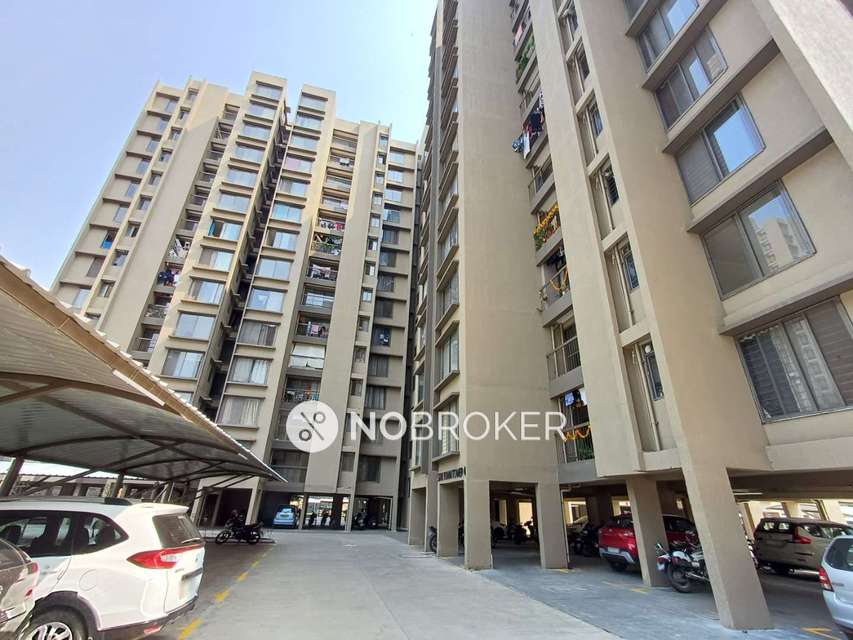 2 BHK Flat In Sky Towers for Rent In Bhukum