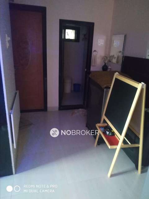 1 BHK Flat In Sheetal Plaza For Sale  In Kurla