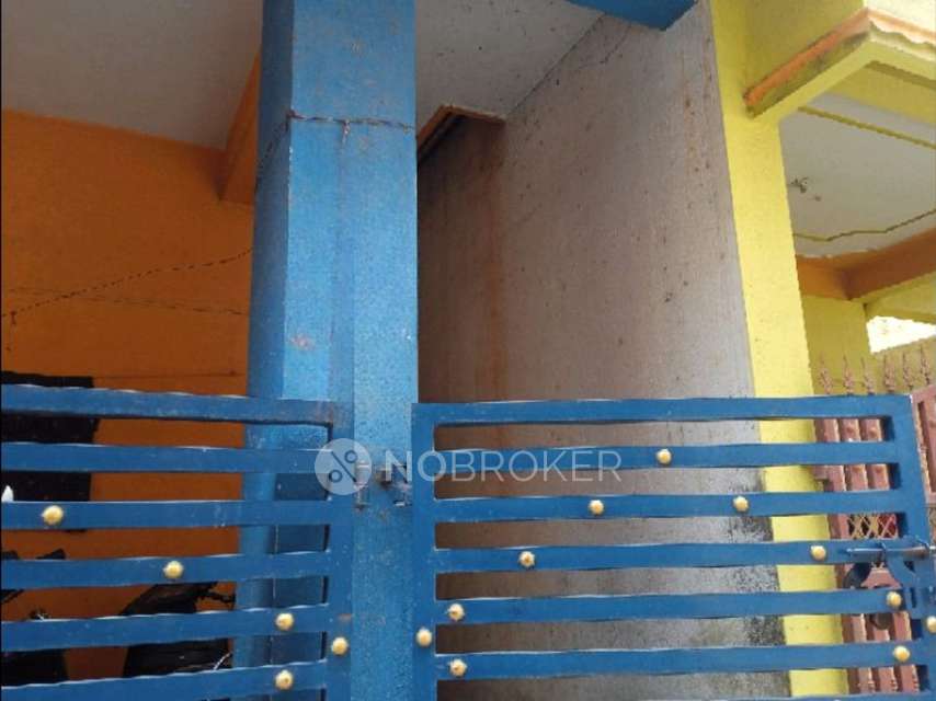 1 BHK Flat In Standalone Building  for Rent  In Yeswanthpur