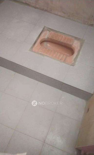 1 BHK Flat In Bharath Apartment For Sale  In Chromepet