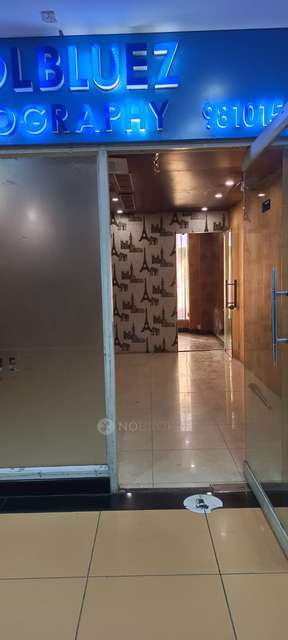 Shop in , Sector 18, Noida for Rent 