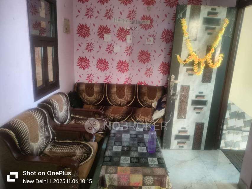 2 BHK Flat In Standalone Building   for Rent  In Rohini