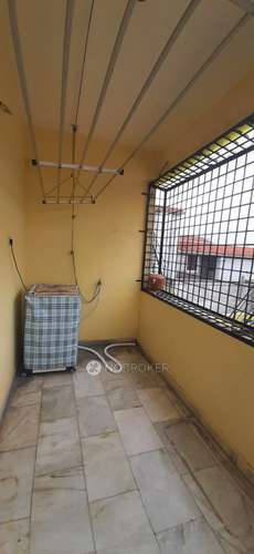 2 BHK Flat In Laxmi Nivas Apartment For Sale  In Kondapur