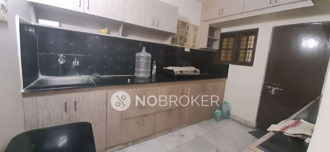 2 BHK Flat In Laxmi Nivas Apartment For Sale  In Kondapur