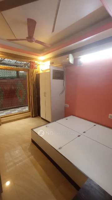 2 BHK Flat In Up Shelter Apartment For Sale  In Seshadripuram
