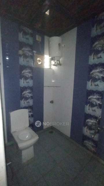 2 BHK Flat In Up Shelter Apartment For Sale  In Seshadripuram