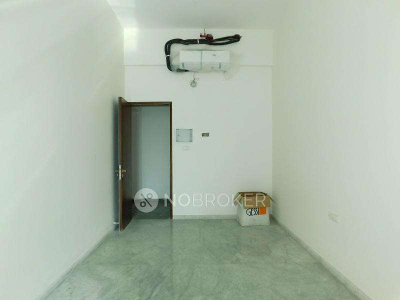 4 BHK Flat In Kalpataru Avana For Sale  In Parel