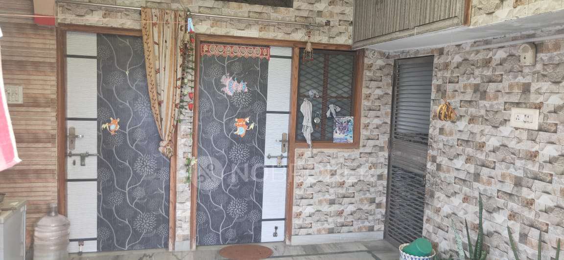 4+ BHK Flat In Apartment For Sale  In Jahangirpuri