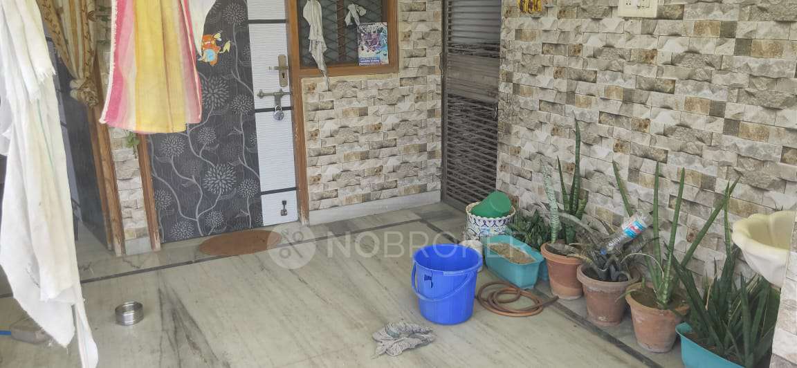 4+ BHK Flat In Apartment For Sale  In Jahangirpuri