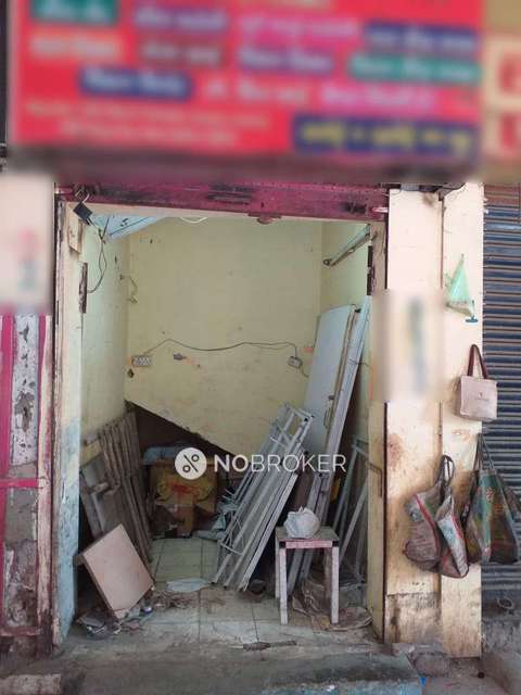 Shop in Vikaspuri, Delhi for sale 