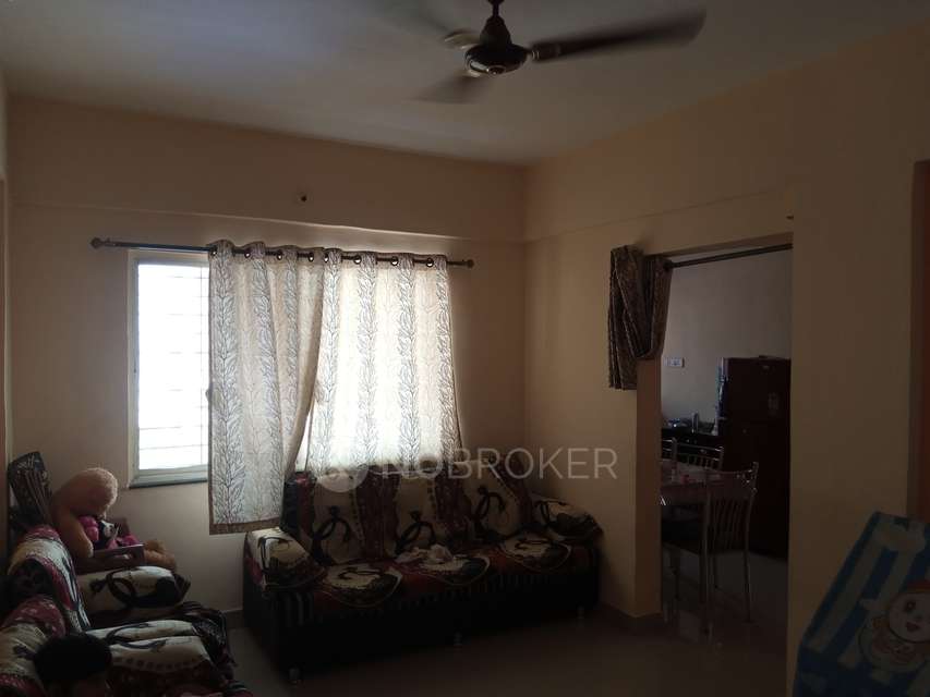 2 BHK Flat In Yuvraj Classic, Rahatani For Sale  In Pimpri-chinchwad
