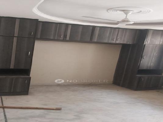 3 BHK Flat In Standalone Building  For Sale  In  Mahavir Enclave