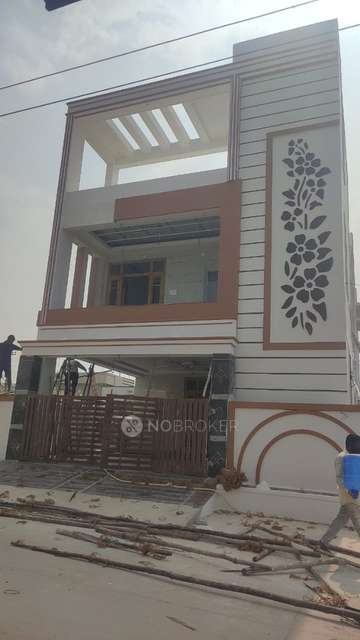 2 BHK Flat In Lakshmi Venkateshwara Apartments For Sale  In Munganoor,