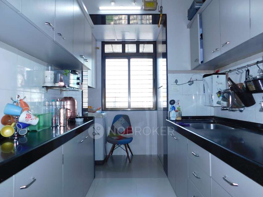 2 BHK Flat In Willows Twin Tower Chs For Sale  In Mulund West