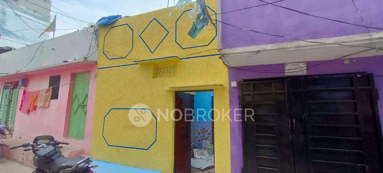 1 BHK House For Sale  In Hafiz Baba Nagar