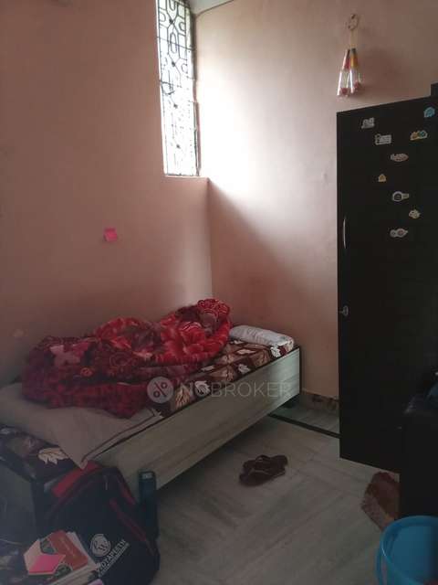 PG for Boys in Pitampura