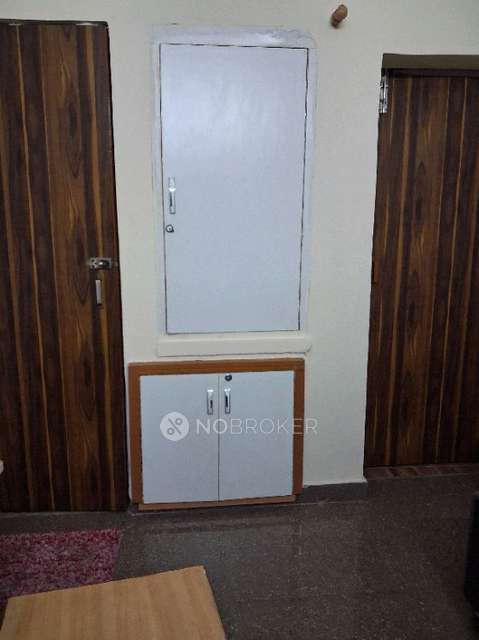 PG for Girls in Janakpuri