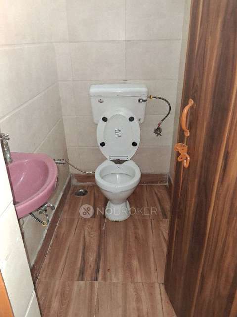 PG for Girls in Janakpuri