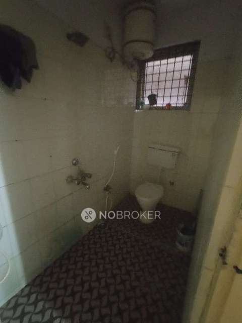 1 BHK Flat In Thangaiah Nilayam For Sale  In Seshadripuram