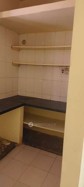 1 BHK Flat In Thangaiah Nilayam For Sale  In Seshadripuram