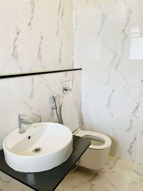 3 BHK Flat In Majestique Towers East for Rent  In Kharadi