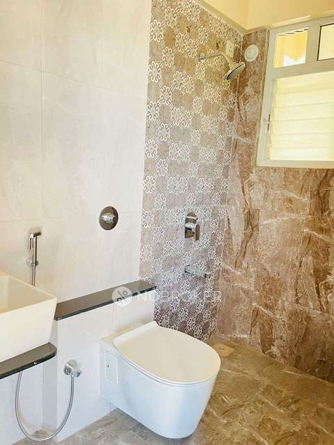 3 BHK Flat In Majestique Towers East for Rent  In Kharadi