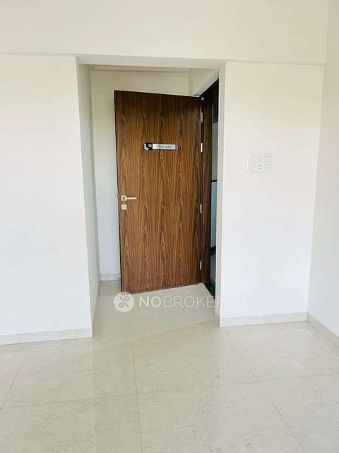 3 BHK Flat In Majestique Towers East for Rent  In Kharadi