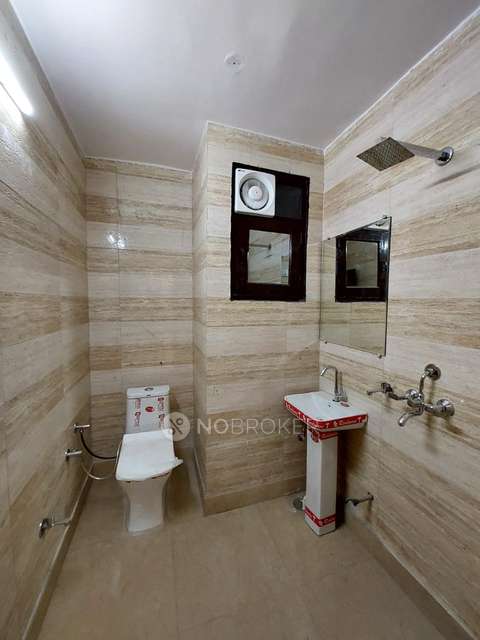 3 BHK Flat In Deepa Homes For Sale  In Uttam Nagar