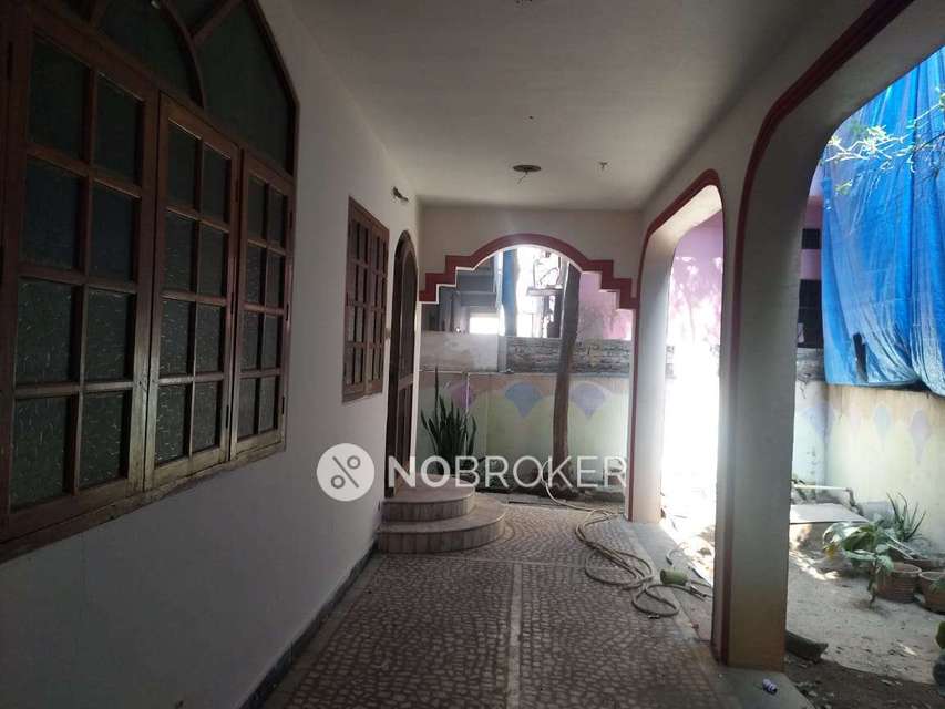 4+ BHK Flat For Sale  In Attapur