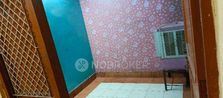 1 BHK Flat In Tyagi House for Rent  In Basai Dara Pur,