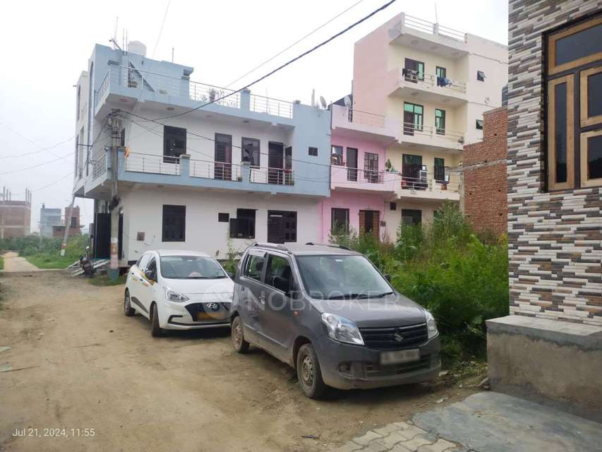 Shop in Raj Nagar, Ghaziabad for sale 