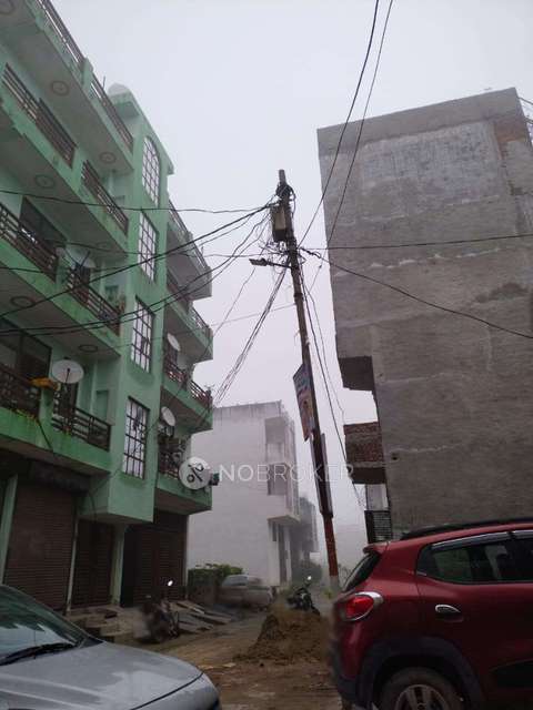 Shop in Raj Nagar, Ghaziabad for sale 