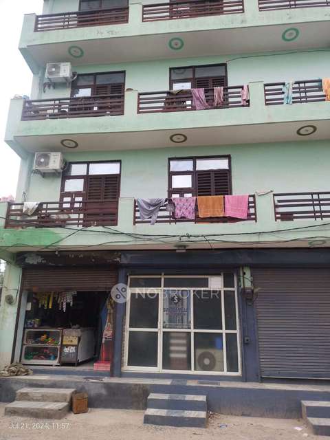 Shop in Raj Nagar, Ghaziabad for sale 