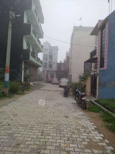 Shop in Raj Nagar, Ghaziabad for sale 