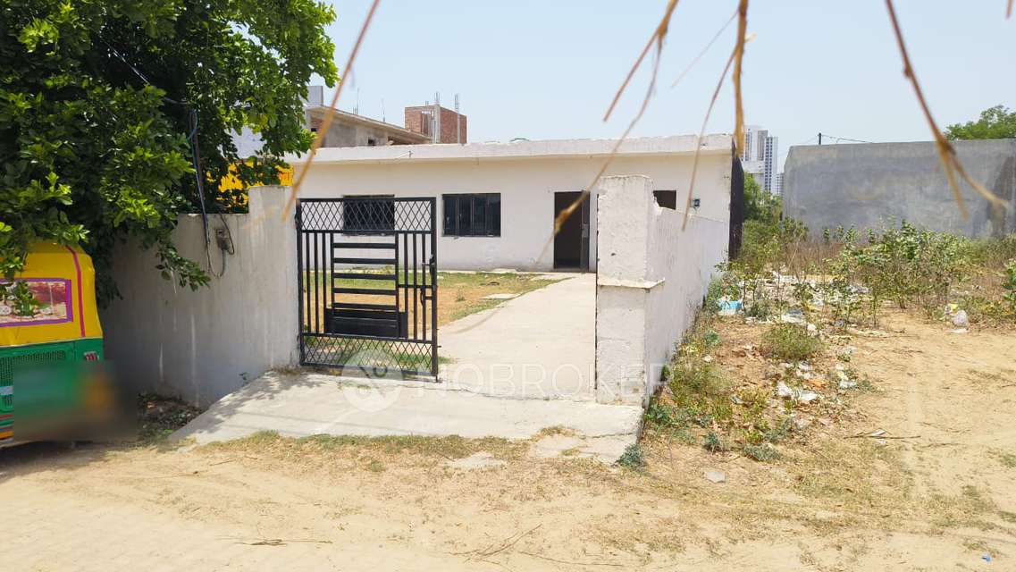 Office Space in  Baishpur, , Greater Noida for Rent 