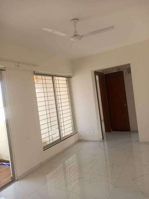 Single Room for Female In 2 BHK  In S.no. 27911a, Aarambha Society, Lane No.1, Shree, Swami Samarth Nagar, Sathe Nagar, Lohegaon, Pune, Maharashtra 411047 In Lohegaon
