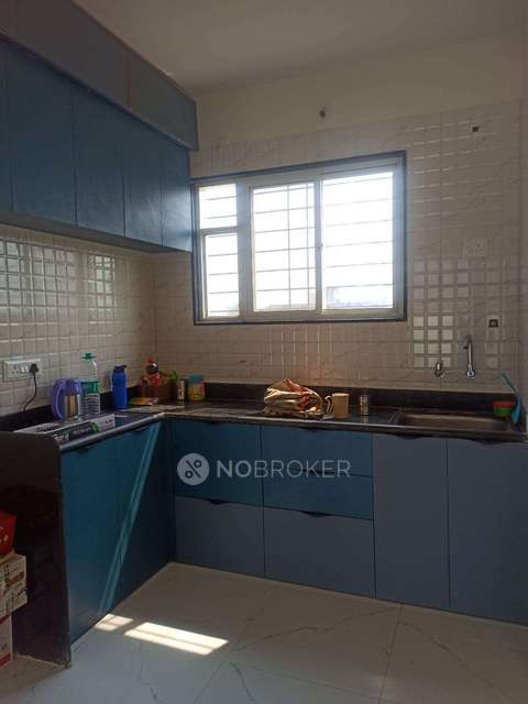 Single Room for Female In 2 BHK  In S.no. 27911a, Aarambha Society, Lane No.1, Shree, Swami Samarth Nagar, Sathe Nagar, Lohegaon, Pune, Maharashtra 411047 In Lohegaon