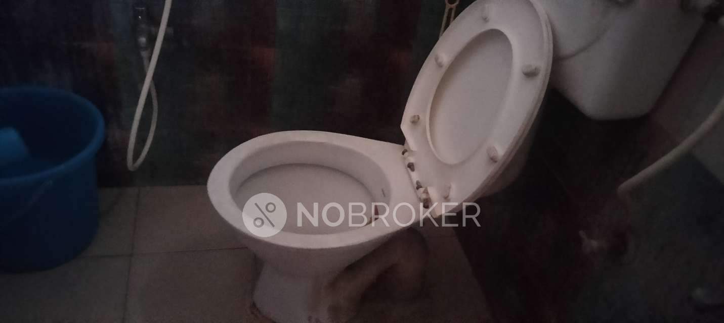 2 BHK Flat In Brundhavan Residency   For Sale  In Saroornagar