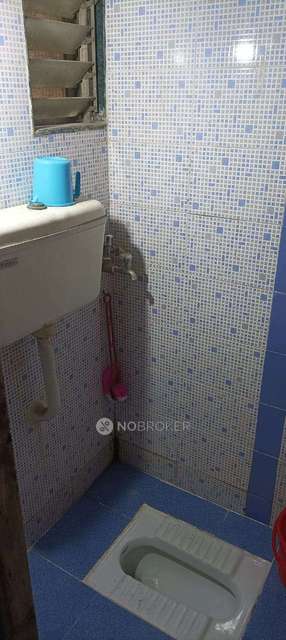 1 BHK Flat In Shivam Building For Sale  In Kandivali East