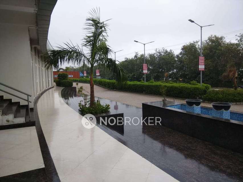 Shop in Knowledge Park I, Greater_noida for sale 