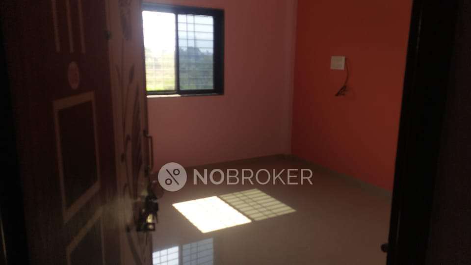1 BHK Flat In Standalone Building  for Rent  In Fursungi