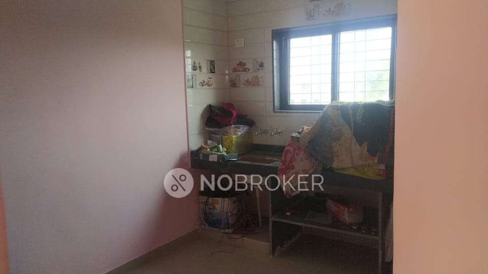 1 BHK Flat In Standalone Building  for Rent  In Fursungi