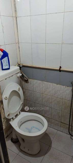 2 BHK Flat In Akash Ganga Chs For Sale  In Kurla West