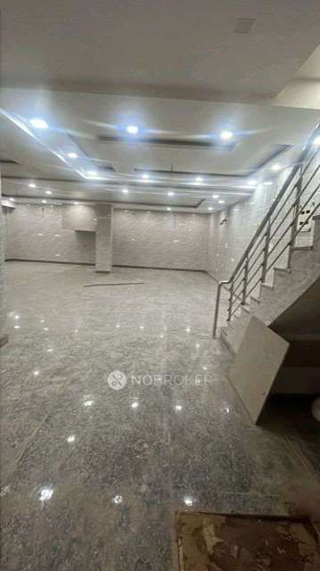 Godown/Warehouse in Goyla Village, Delhi for Rent 