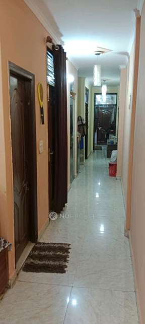 3 BHK Flat In House No.56 Subhash Park Uttam Nagar For Sale  In Param Puri