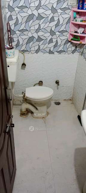 3 BHK Flat In House No.56 Subhash Park Uttam Nagar For Sale  In Param Puri