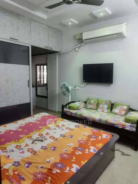 2 BHK Flat In B R Nandini Prestige For Sale  In Gajularamaram